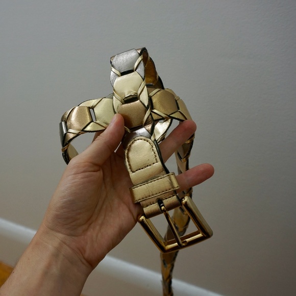 Vintage Accessories - #12 💜 VINTAGE Gold/Silver/Bronze Leather Belt!